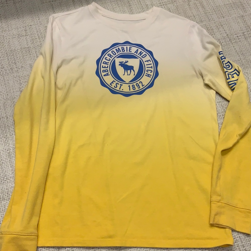 Abercrombie Boys Long Sleeve Size XL 15/16 minimal piling prices accordingly